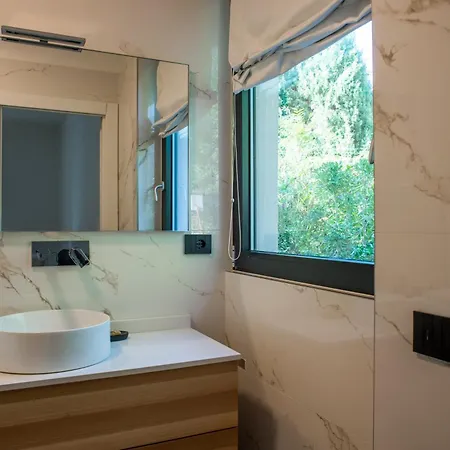 Apartment Olivo - By Myhomeincomo *